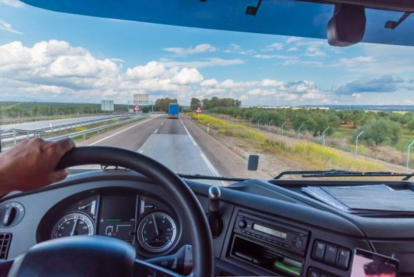 CDL drivers laws and regulations